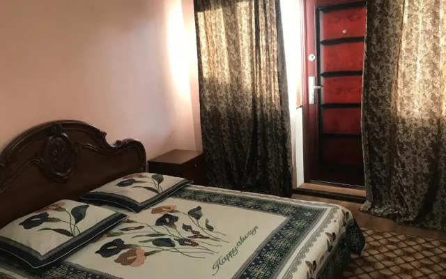 Guest house Mayana