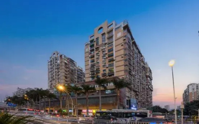 Yiyuan Sunshine Hotel (SM City Square Xiamen Railway Station)