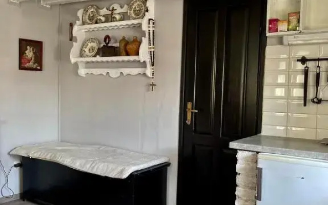 Lubenice-Rodinis Room and Apartment