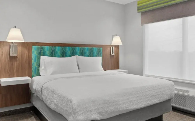 Hampton Inn Saline