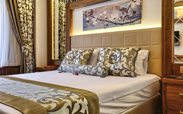 City Hotel Residence