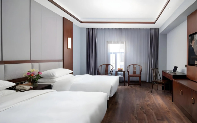 Vienna International Hotel of  Yingbin Road Altay Airport