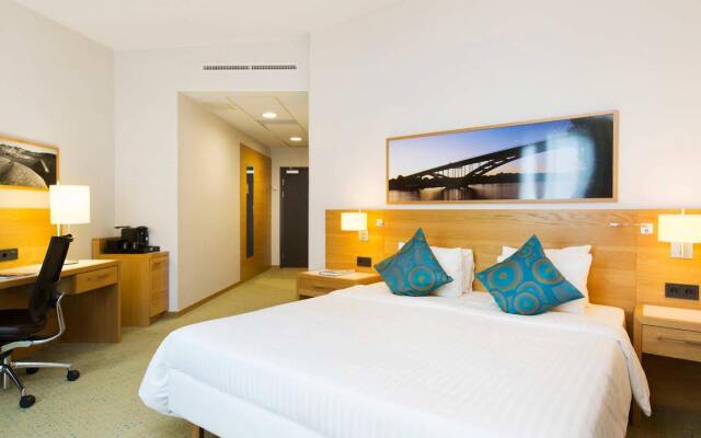 Отель Courtyard by Marriott Stockholm Kungsholmen Швеция, Стокгольм - 5 отзывов об отеле, цены и фото номеров - забронировать отель Courtyard by Marriott Stockholm Kungsholmen онлайн вид на фасад