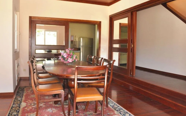 Villa in Vilamoura With Private Pool & BBQ
