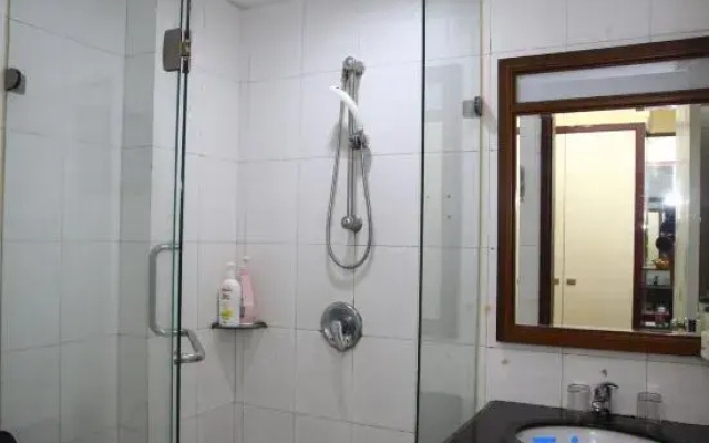 Jiaxilai Hotel (Shanmei Subway Station Hanbang 66 Plaza)