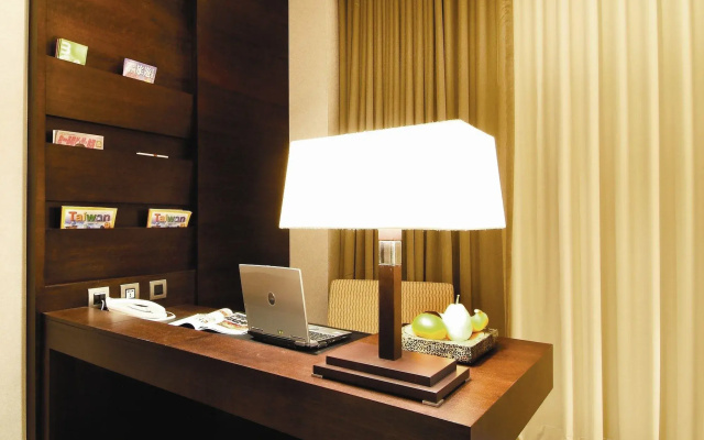 Taipung Suites