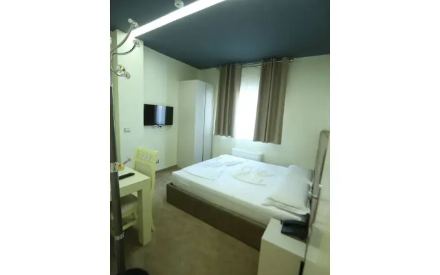Vllaznia Hotel