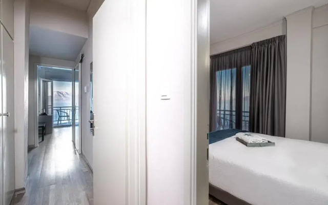 Riviera Hotel