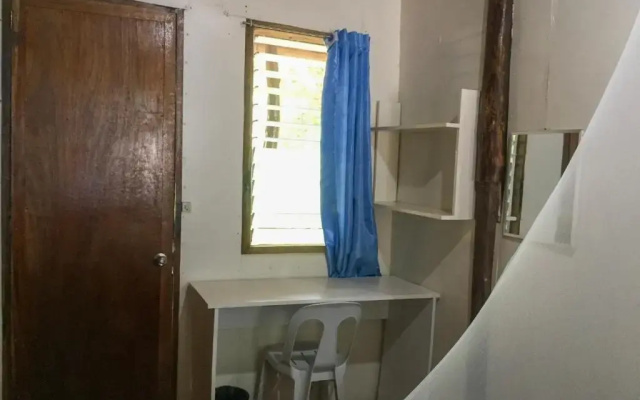 beach house resort and dive center