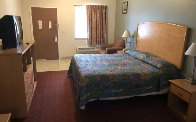 Whitesboro Inn & Suites