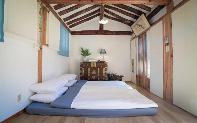 Cheong Yeon Jae Hanok Hotel