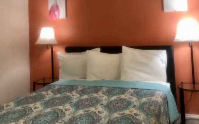 Island Cay Hotel - Clearwater Beach