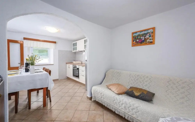 Amazing Home in Cere With Wifi and 2 Bedrooms