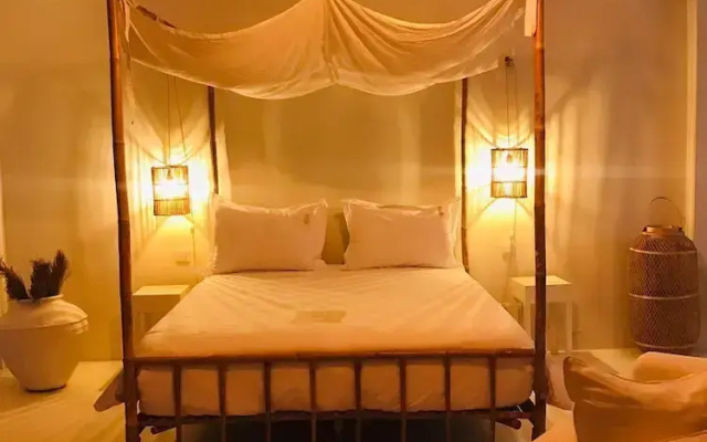 Mansa Marina Hotel