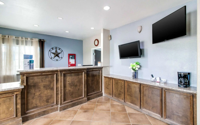 Rodeway Inn & Suites Port Arthur - Groves