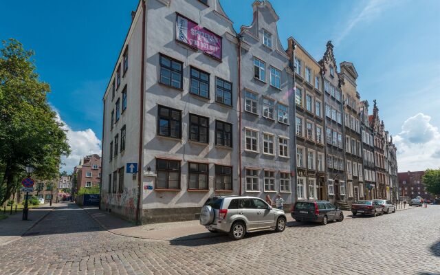 Отель Apartamenty Apartinfo Old Town Гданьск вид на фасад