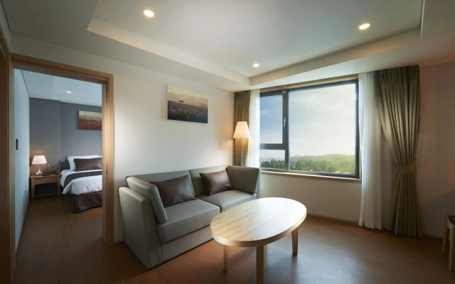 Benikea Jungmun Hotel
