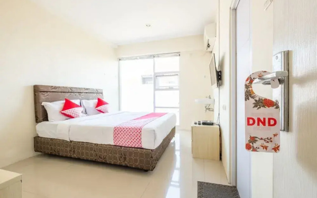 OYO Collection O 935 Bongo Residence