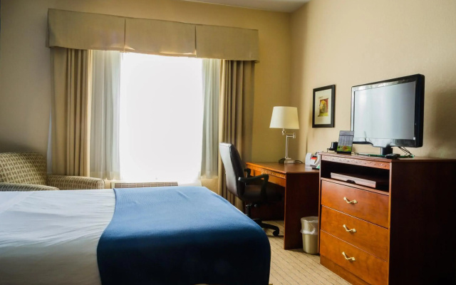 Holiday Inn Express Hotel & Suites Acme-Traverse City by IHG