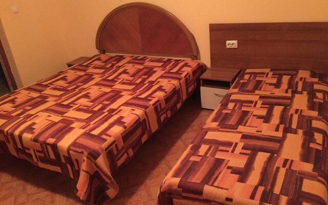 Отель Tonus Guest House Аврен комната для гостей