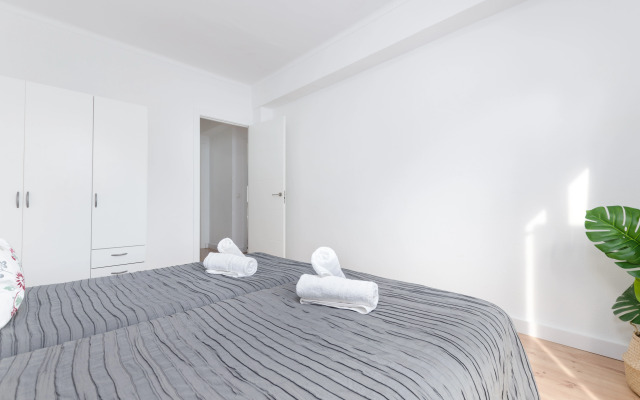YourHouse Port Apartments