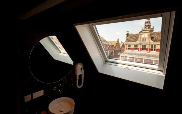 Harbour Suites Boutique Hotel