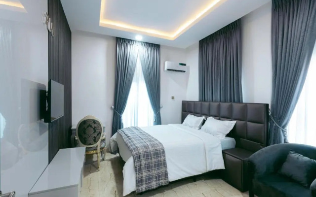 Phoenix Luxury Apartments