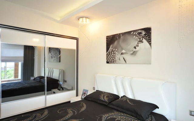 Azura Park 2 Bedroom Lux Apt 2