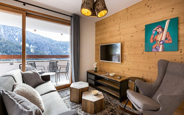 Apartment in Alpe D'huez Near Grandes Rousses