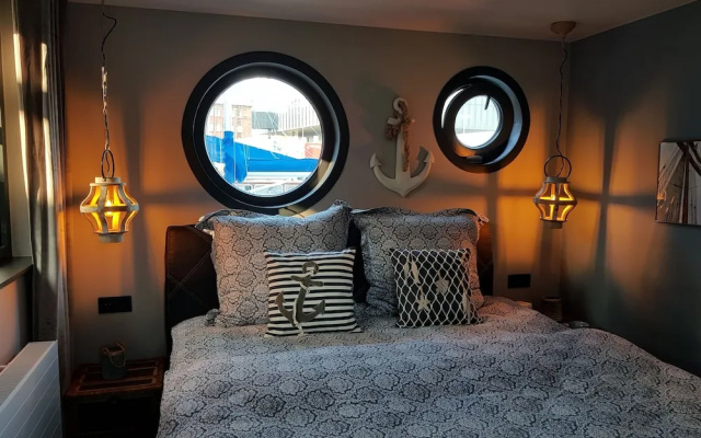 Riverloft I