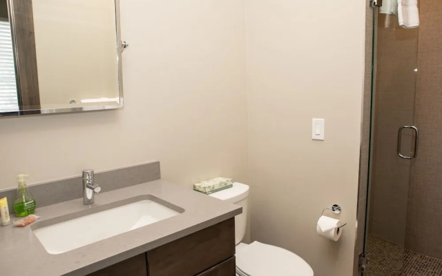 1242 Westhaven Circle 4 Bedroom Townhouse by Redawning