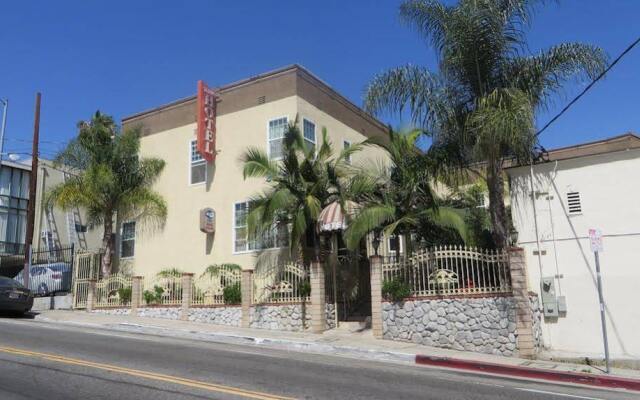Отель Trylon Hotel - Hollywood США, Лос-Анджелес - отзывы, цены и фото номеров - забронировать отель Trylon Hotel - Hollywood онлайн вид на фасад