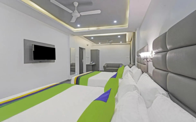 Treebo Premium Raffis Andalusia Bay Way
