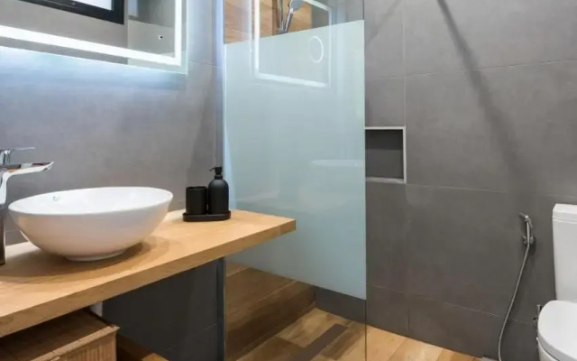 AthensThea Alpha Luxury Penthouse Apt in Omonia