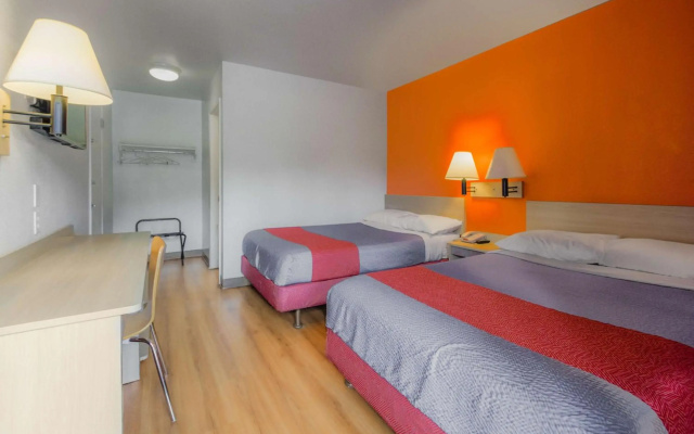 Motel 6 Kelso - Mt. St. Helens