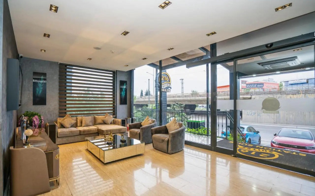 216 Station Suite Gebze