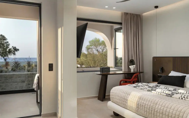 Dyo Beach Suites