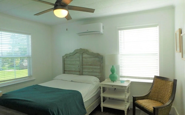 Enoch's Hideaway at Ocracoke - 3 Br Home
