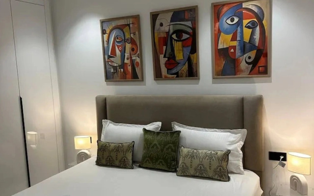 Absolute Comfort in a Luxury Residence, Soukra