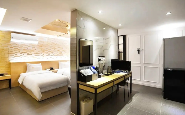 Hotel Good Day