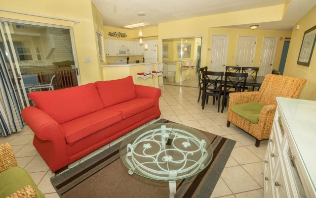 Sandpiper Cove 9107 3 Bedroom Condo by RedAwning