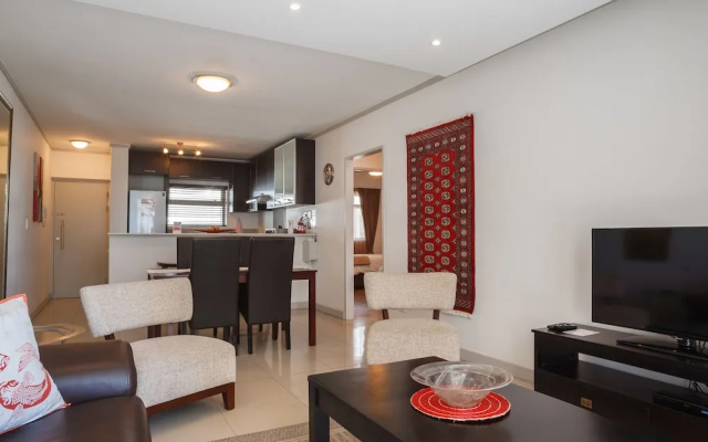 Cape Town City Accommodation The Island Club
