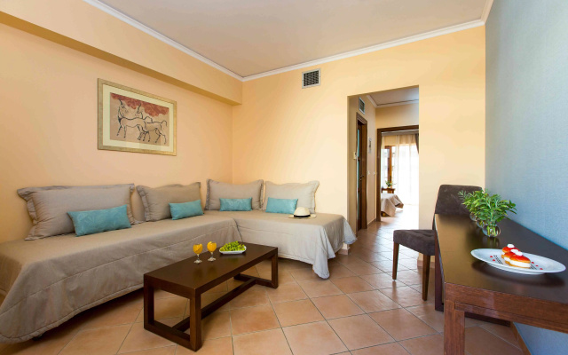 Theartemis Palace