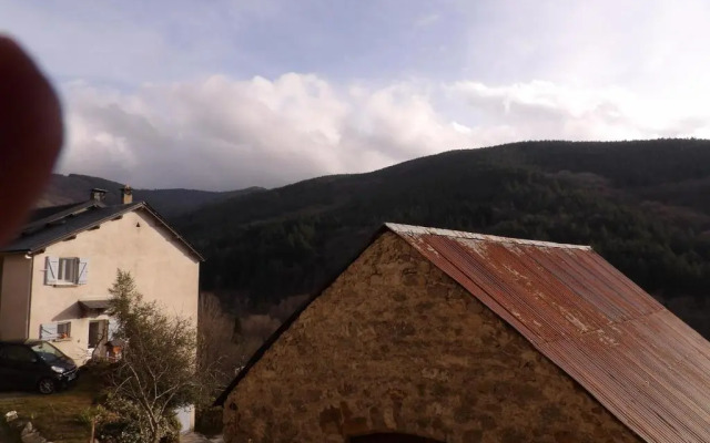 L'oustalet de Mamy (Adults Only)