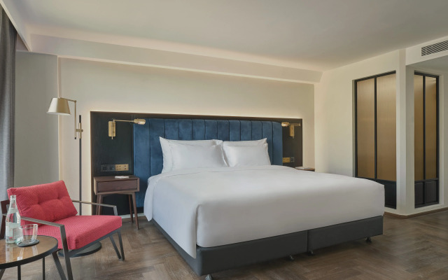 Public House Bangkok, a Member of Design Hotels
