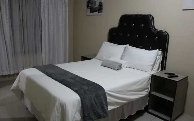 M n M Guest House in Polokwane Turfloop
