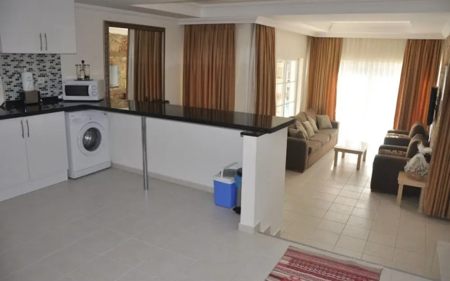 Ashella Villa by Angel Rentals