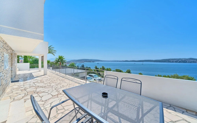 Apartment Lozovina - Panoramic Sea View