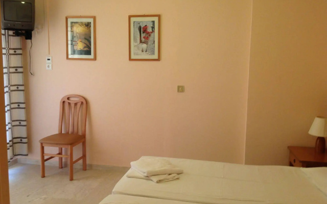 Summery Hotel