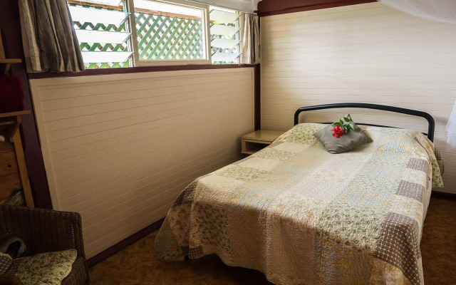 On The Wallaby Eco Lodge - Hostel